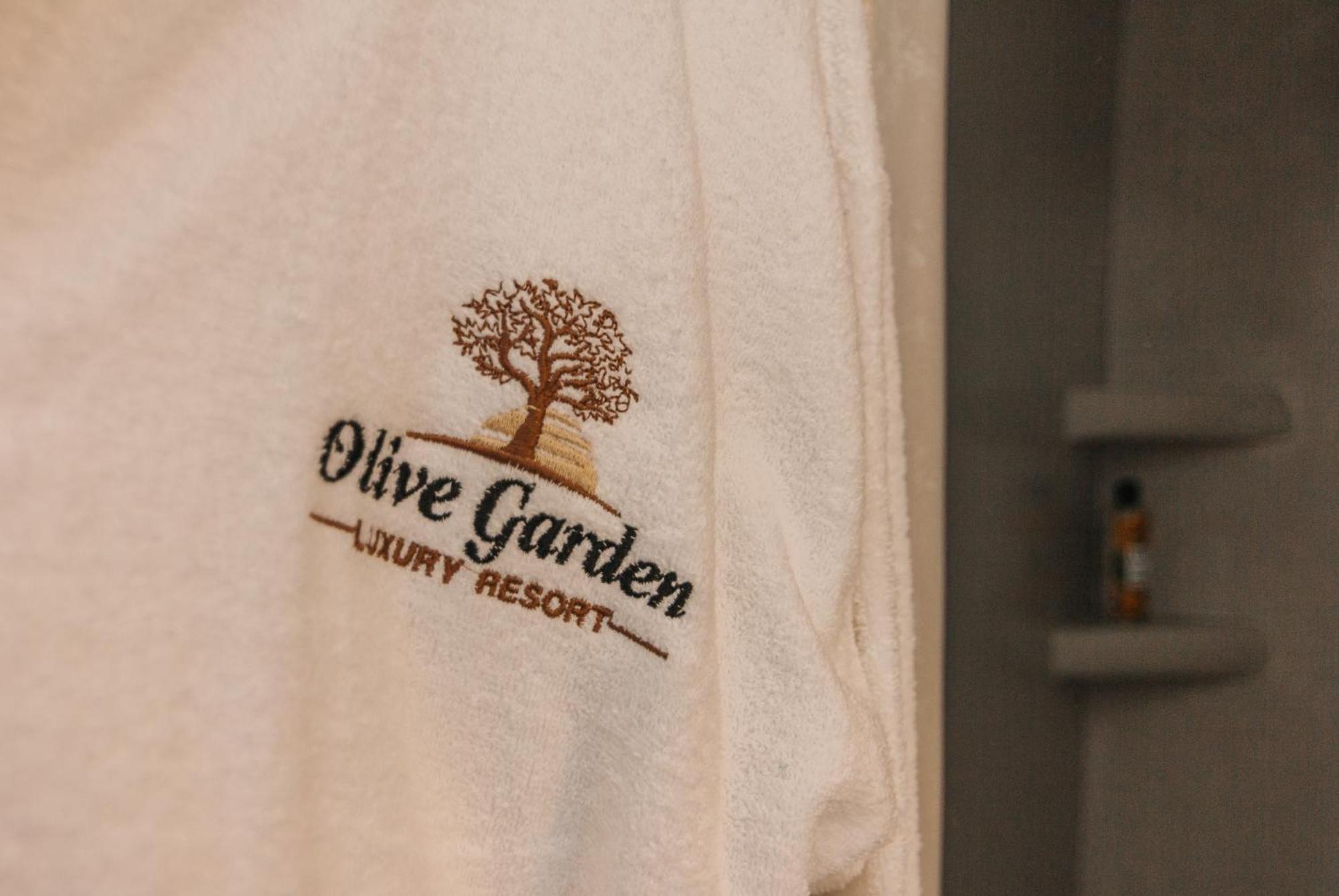 Olive Garden Luxury Resort Angairiá Dış mekan fotoğraf
