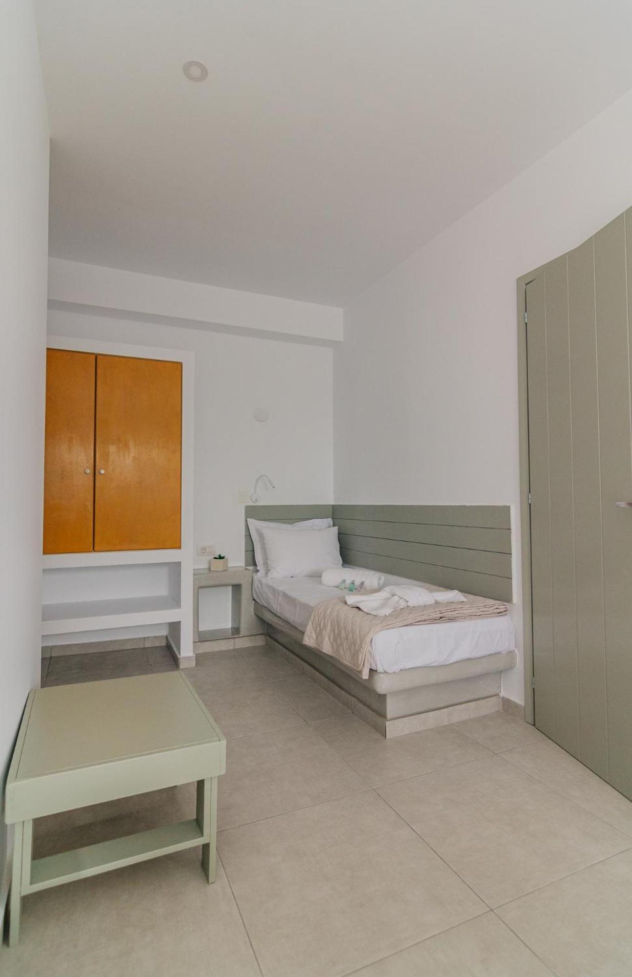 Olive Garden Luxury Resort Angairiá Dış mekan fotoğraf